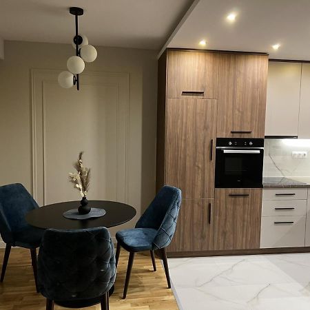 Lilly Lux Apartment Биелина Екстериор снимка
