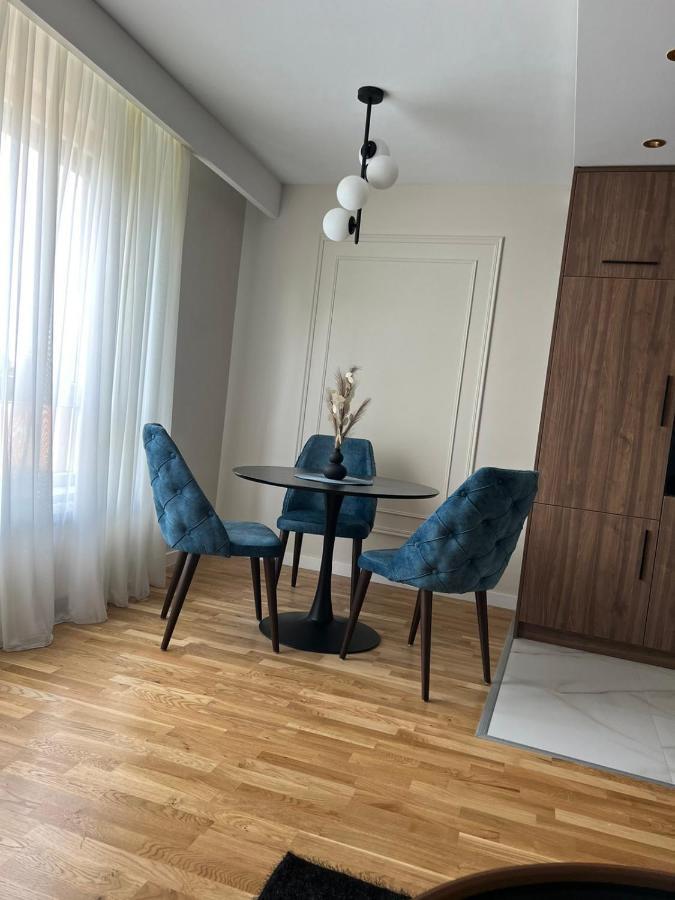 Lilly Lux Apartment Биелина Екстериор снимка