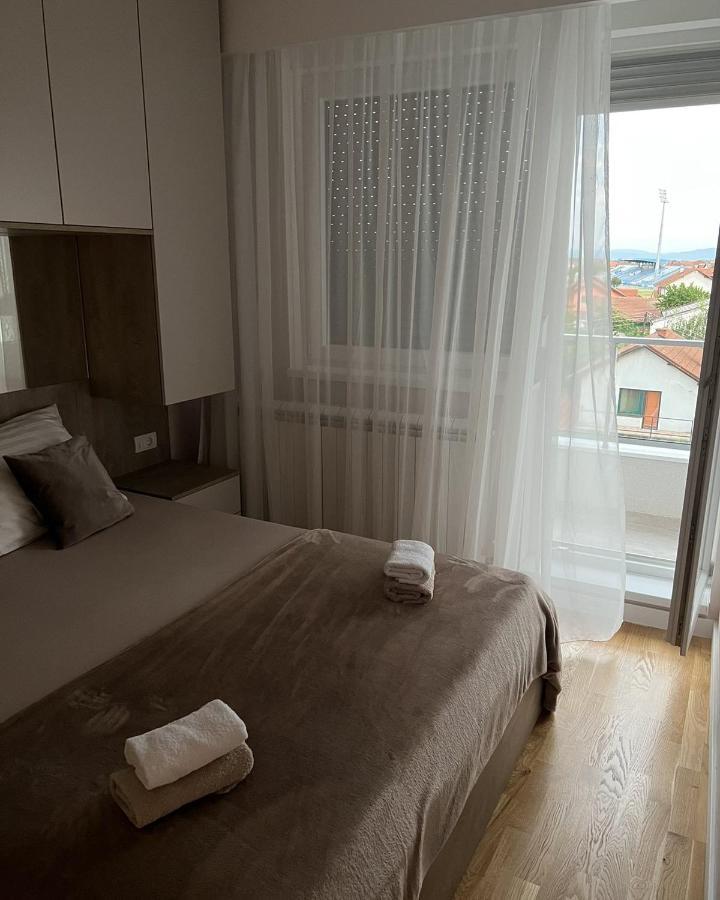 Lilly Lux Apartment Биелина Екстериор снимка