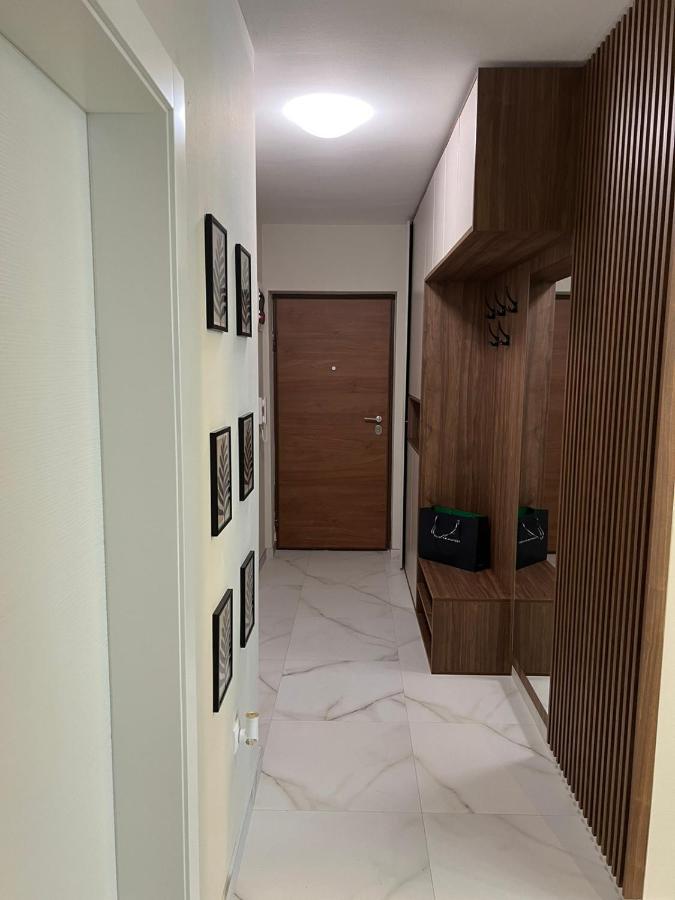 Lilly Lux Apartment Биелина Екстериор снимка