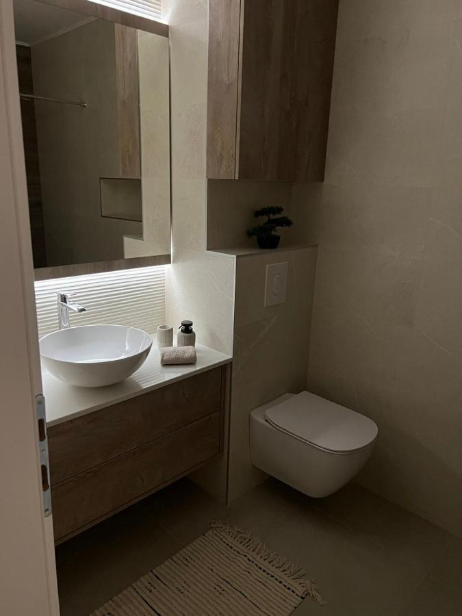 Lilly Lux Apartment Биелина Екстериор снимка