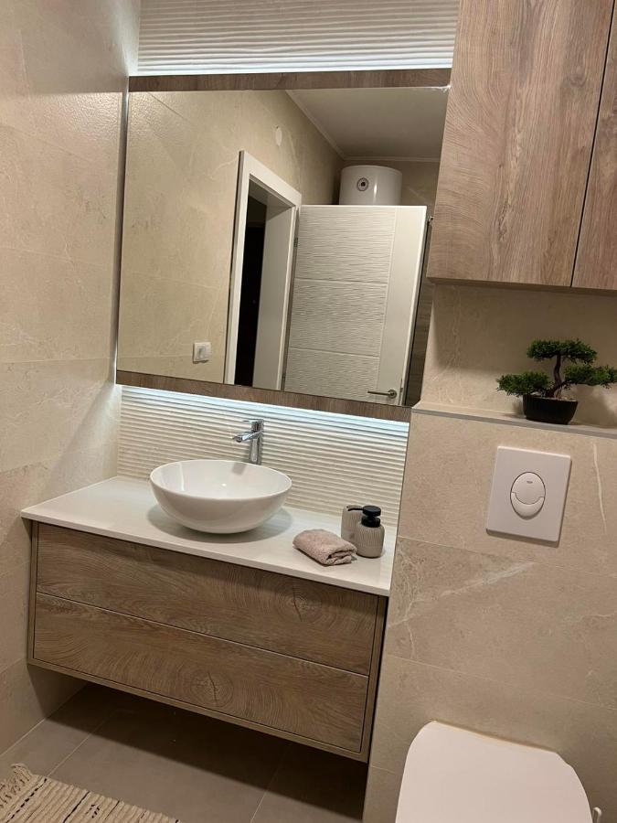 Lilly Lux Apartment Биелина Екстериор снимка