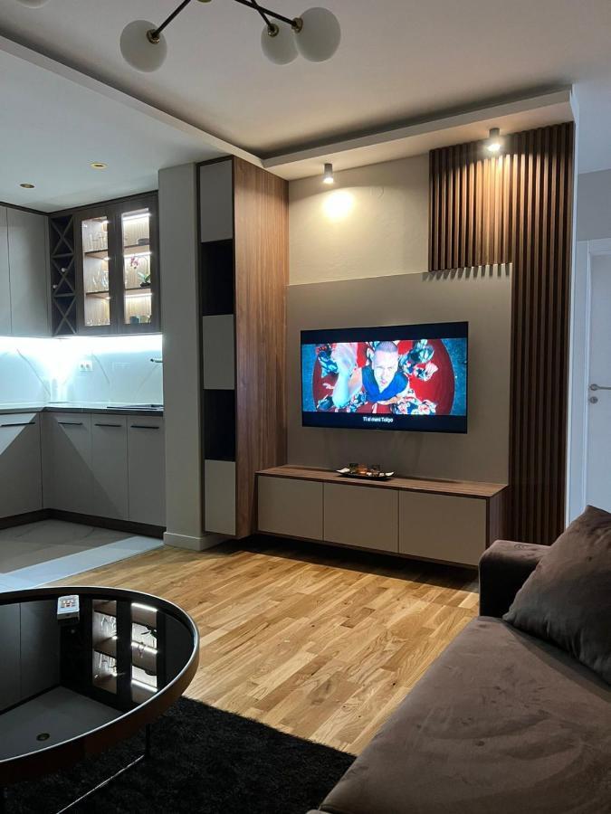 Lilly Lux Apartment Биелина Екстериор снимка