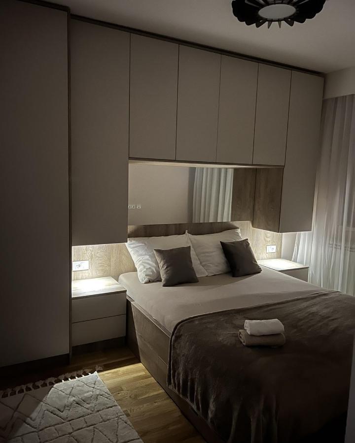 Lilly Lux Apartment Биелина Екстериор снимка