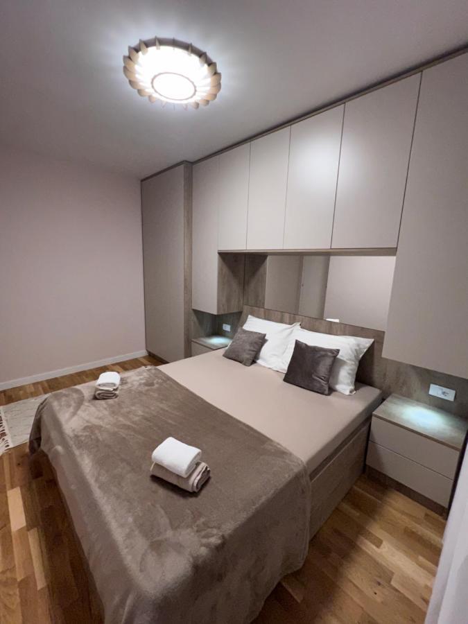 Lilly Lux Apartment Биелина Екстериор снимка